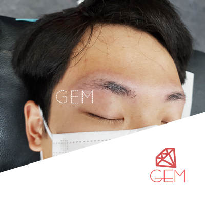 남자 눈썹 문신